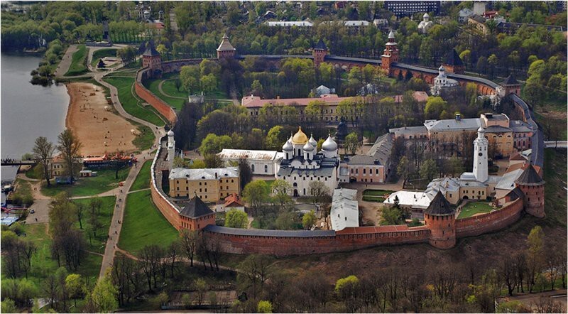 Князья и Новгород