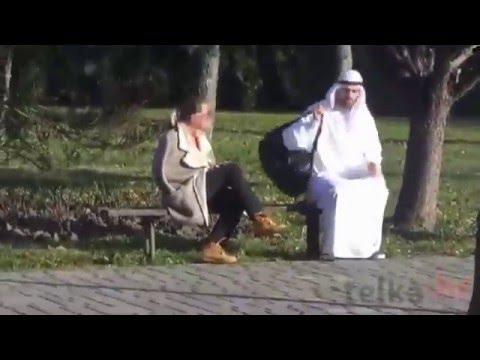Прикол дня: Араб и сумка. Посмеялся от души