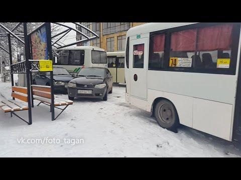 Таганрог, эпик каток, дороги не посыпаны, в городе куча аварий