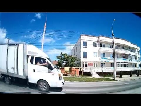 Кирпичное видео одного водителя