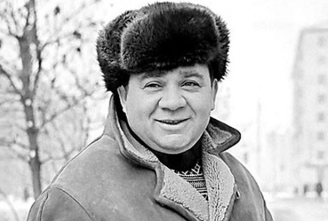 Евгений Леонов