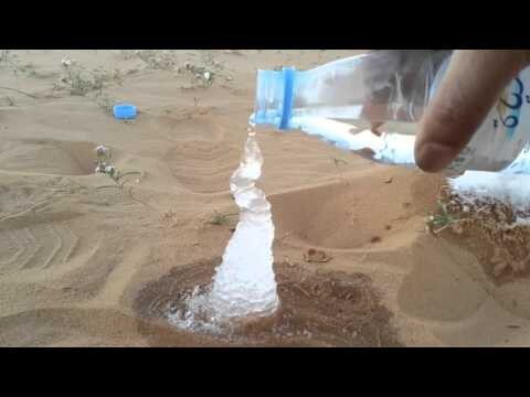  Интересный эксперимент с бутылкой воды в пустыне