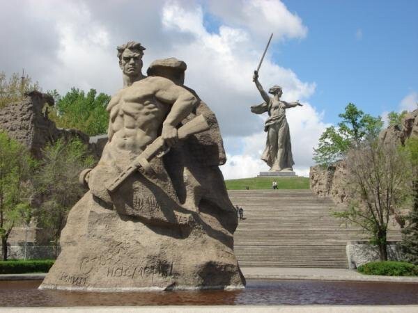 Сегодня День победы в Сталинградской битве