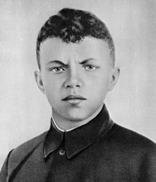 05 Февраля 1924 - родился Александр Матросов, Герой Советского Союза