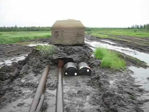 Витязь прет через болота