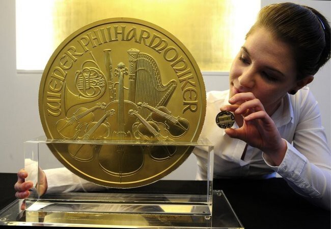 Самая большая монета в Европе стоит миллион евро