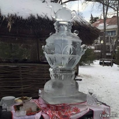 ЛЕДЯНОЙ САМОВАР С ВОДКОЙ 
