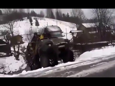 Мужик со стальными шарами за рулем