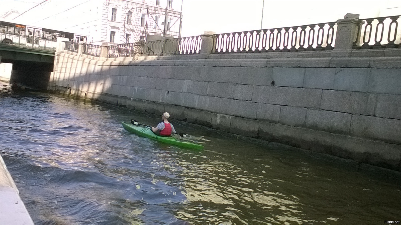 Водная экскурсия своими силами по Питеру