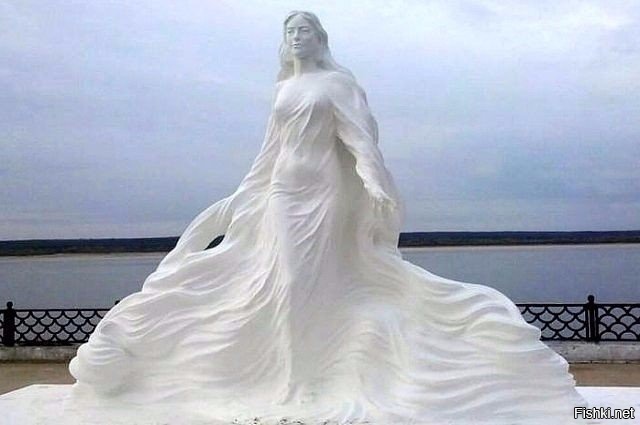 В Якутии появился первый памятник крупнейшей реке Восточной Сибири - реке Лене