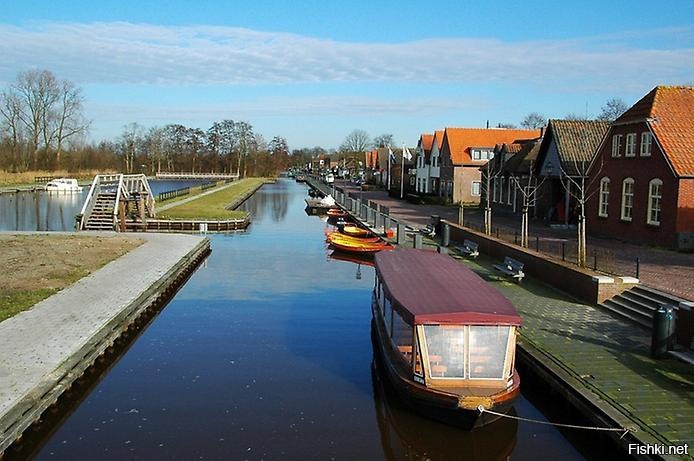 Городок Гитхорн в Нидерландах