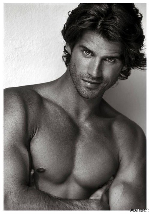 Достали своими сиськами и попками