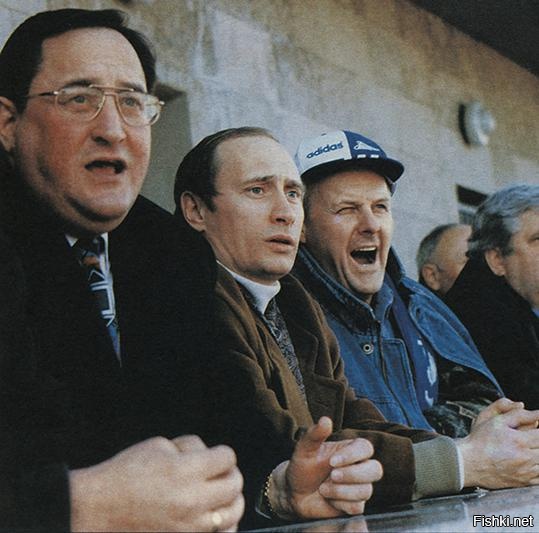 Вспоминая 1990-е: питерцы болеют за Зенит