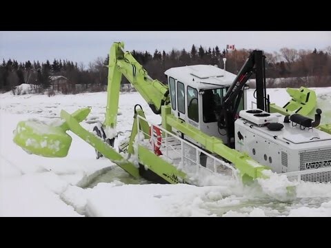 Речной ледокол - экскаватор