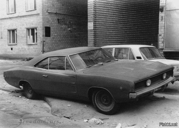 Dodge Charger в Москве во времена СССР