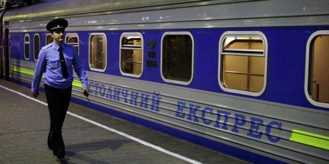 Петиция Порошенко: «Переставить контактные провода, чтобы поезда ехали обратно в Россию» ю