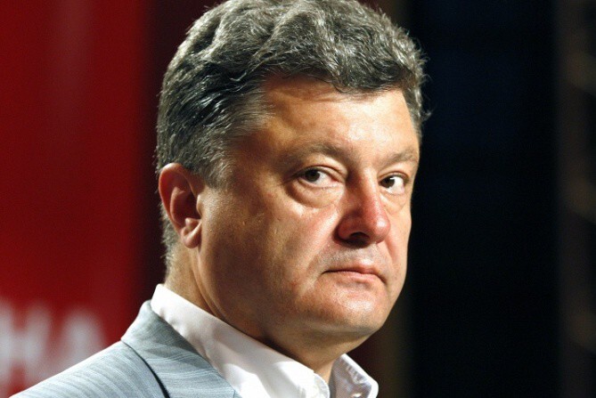 "Петя, я хочу тебя": фото из-под администрации Порошенко "взорвало" сеть