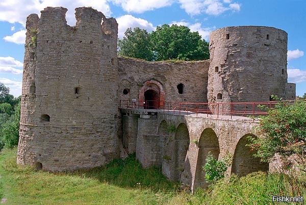 Крепость в Копорье была заложена в 1237 году