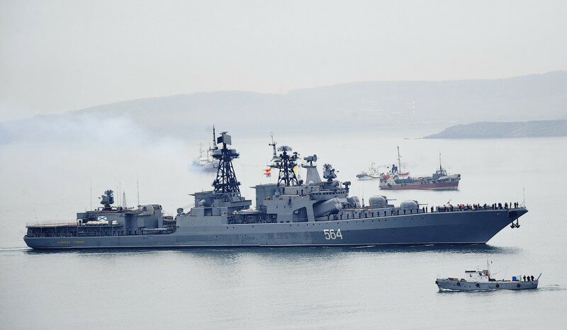 На Филиппины прибыли два корабля ВМФ России