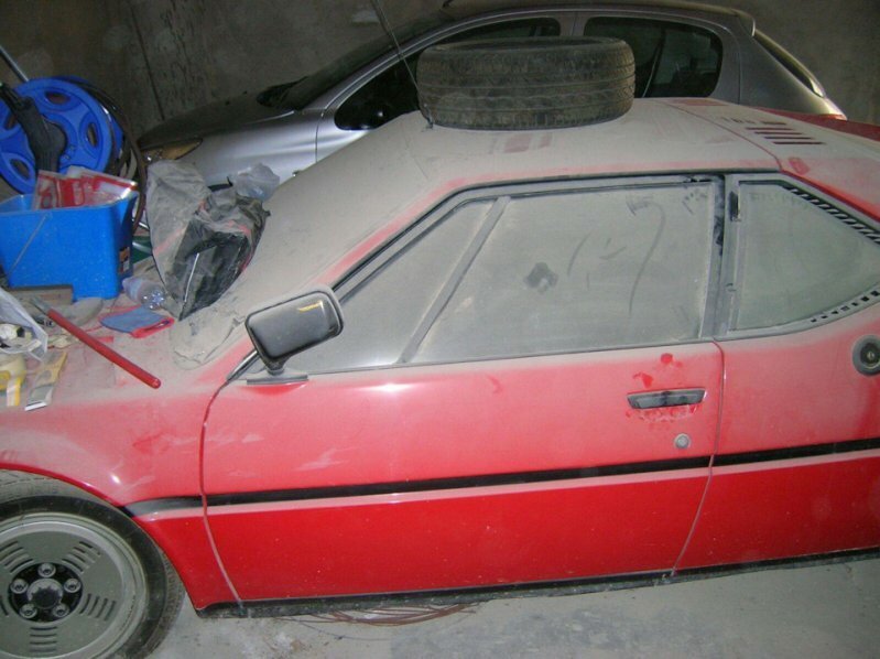Суперкар BMW M1 - 34 года простоя в гараже