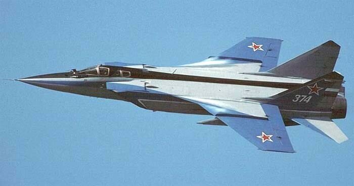 Бой в ближнем космосе: на каких высотах способен воевать российский МиГ-31