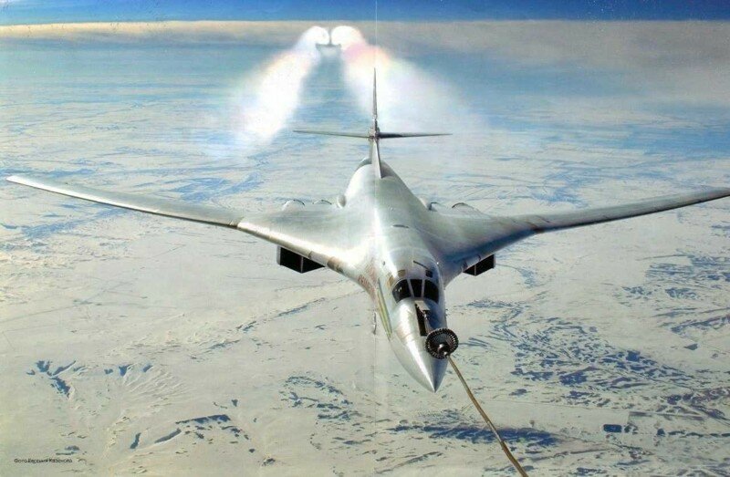 Бомбардировщик Ту-160М2 получит новую сверхдальнюю ракету