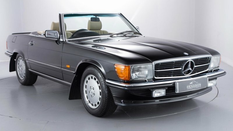 Mercedes-Benz 500SL 1989 года выпуска и почти без пробега