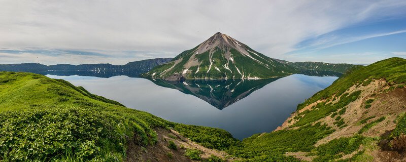 Вулкан Креницына Сахалинская область, остров Онекотан