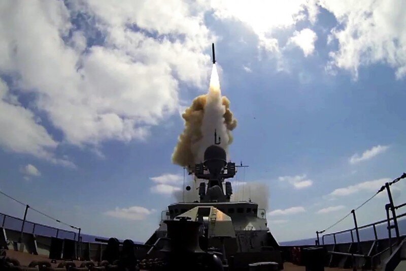 Британские СМИ испугались российской гиперзвуковой ракеты "Циркон"