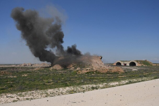 Сирийские войска обстреляли военный самолет США