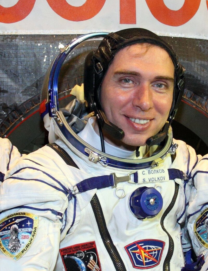Ещё один опытный космонавт покинул российский отряд