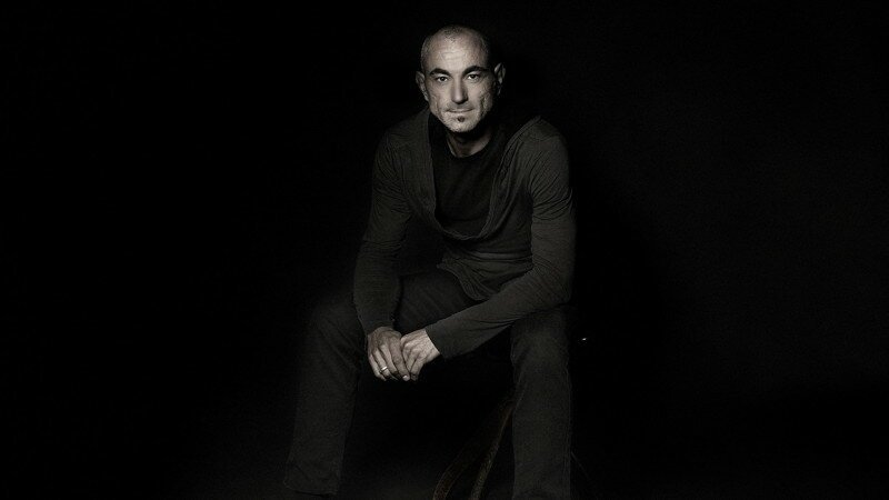 Умер Robert Miles