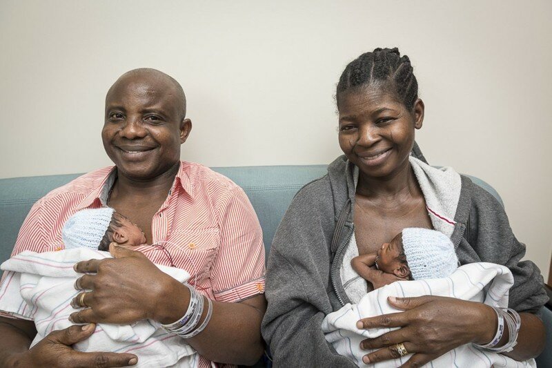 Американка, которая не могла родить 17 лет, выносила сразу шестерых близнецов