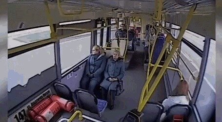 Безопасного места в автобусе нет