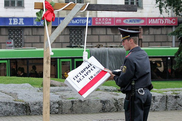 Не опять, а мова. Повторит ли Белоруссия путь Украины, запрещая русский язык