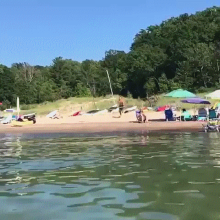 Когда лень заходить в воду