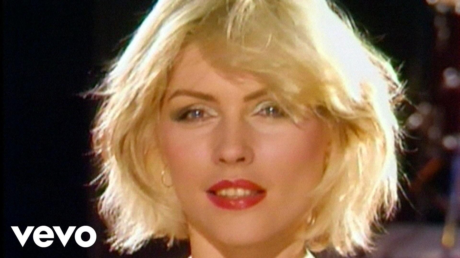 Музычка старенькая попалась)