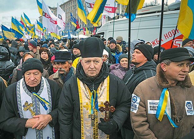 Католическая Украина: Ватикан мечтает, Польша помогает