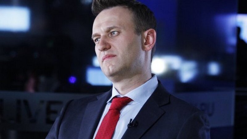 Первая кровь на руках Навального