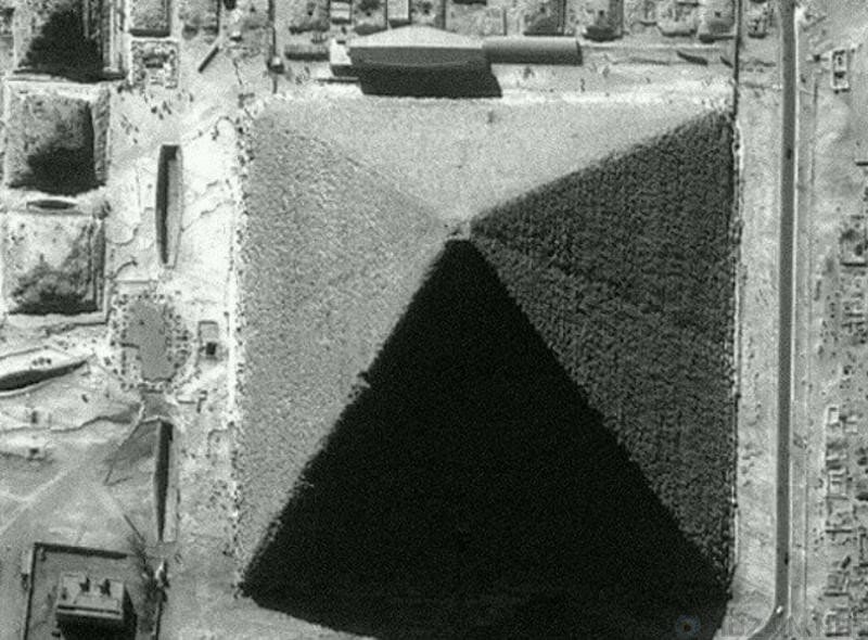 Зачем Великой Пирамиде в Гизе восемь углов