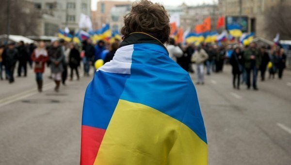 Украина ограничивает выезд на территорию России