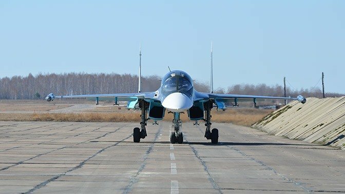 Новая партия бомбардировщиков Су-34 передана ВКС РФ