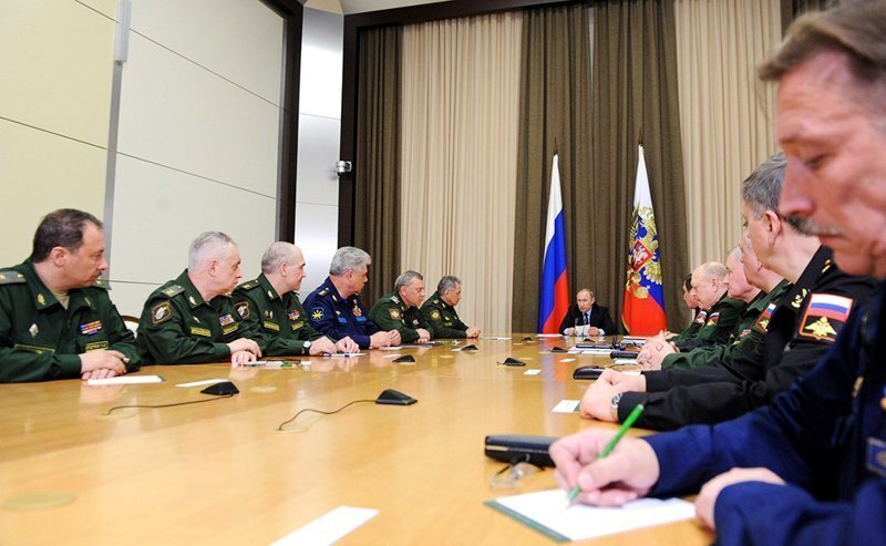 Военные базы не нужны: Путин выступил на заседании Министерства Обороны