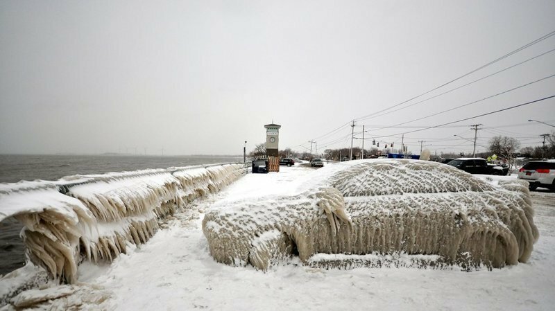 Американцы обсуждают в соцсетях непривычные для них холода