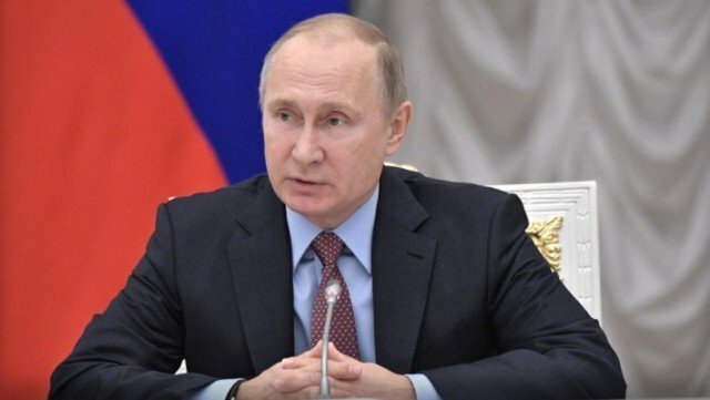 «Обратите на нас внимание». Пермский воспитатель написала открытое письмо Владимиру Путину