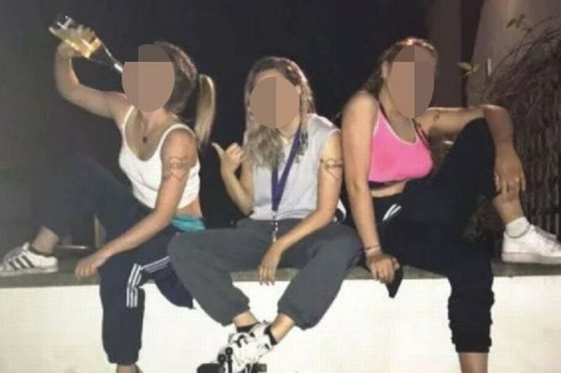 Девушки из хоккейной команды Университета Лидса устроили гоп-стоп вечеринку