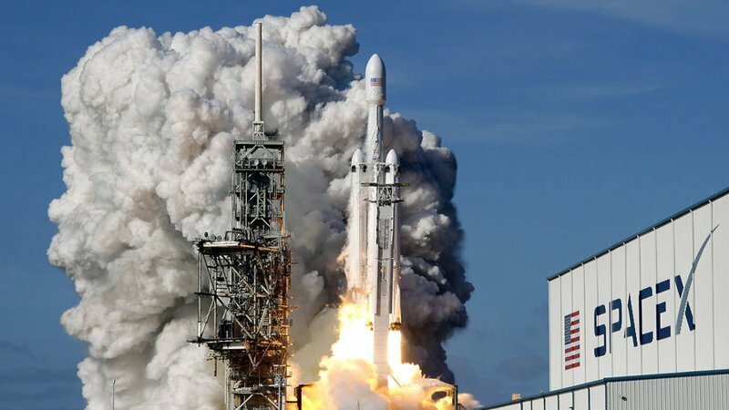 О чем умолчал Маск: названы слабые места Falcon Heavy