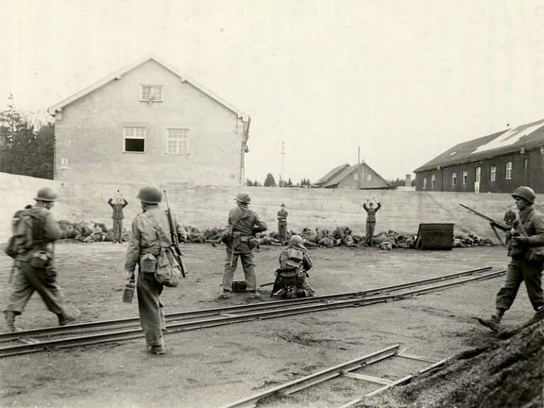 Бойня в Дахау: за что американцы убили 560 немецких пленных
