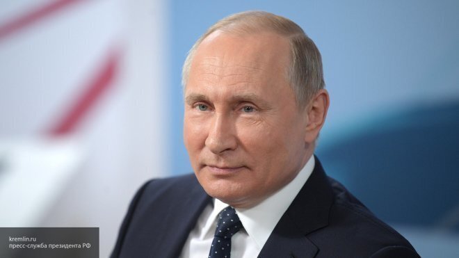 Путин одержал уверенную победу на президентских выборах РФ с 76,6% голосов