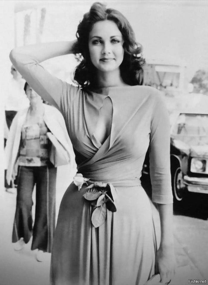 Линда Картер, участница конкурса «Мисс Мира» 1972 года, получила известность ...